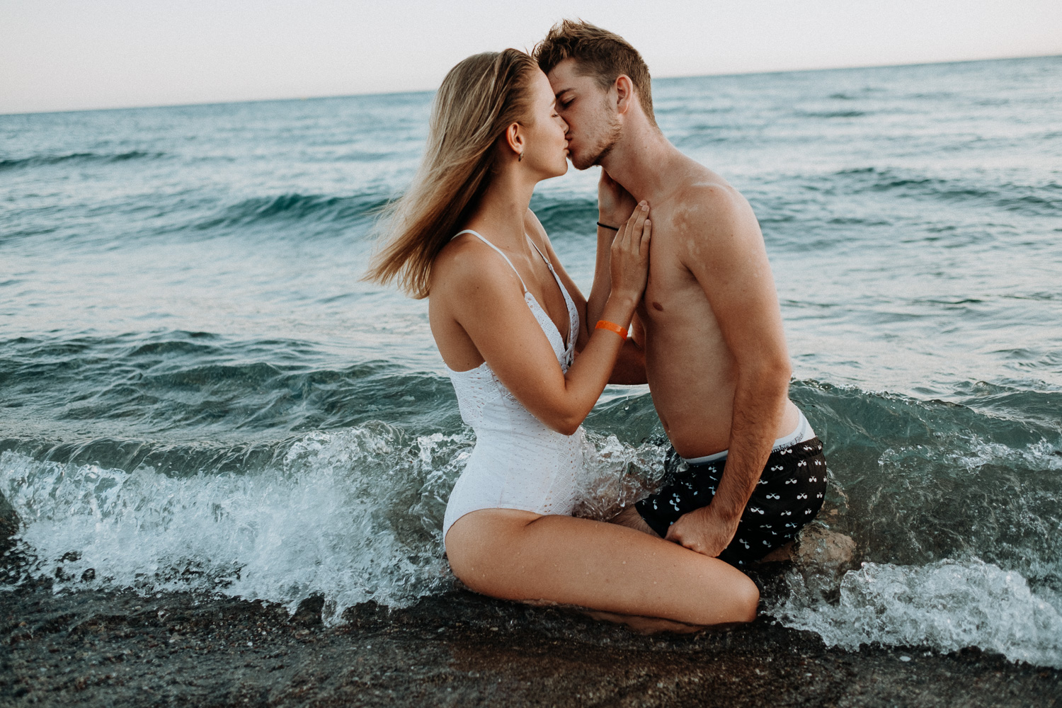 Couple Shooting Griechenland Beachcouple Nina Danninger Photography